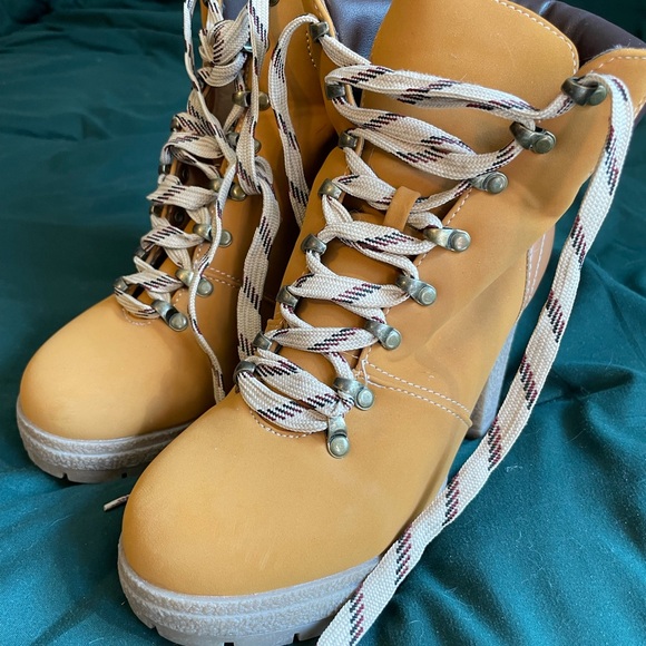 High heel worker boots - Picture 2 of 4